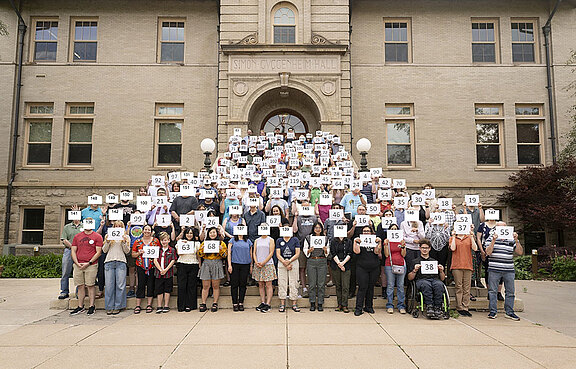 Meetinggroup photo key